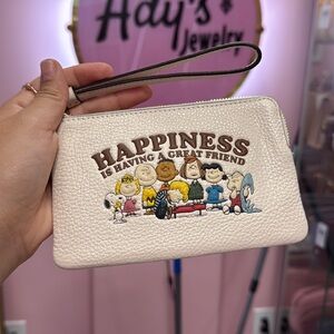 Peanuts Happiness Wristlet